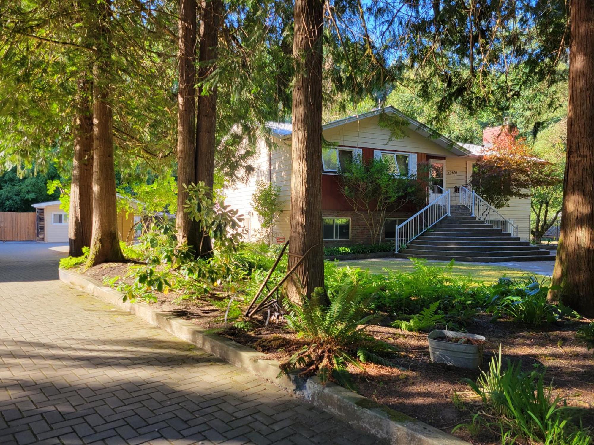 Riverbend Guest House Chilliwack Exterior photo
